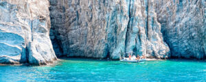 Speedboat rental
