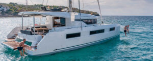 Round of Antiparos & Despotiko on a catamaran